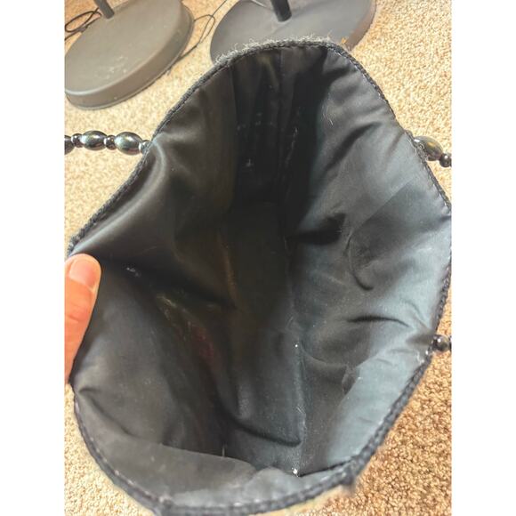 Vintage Needlepoint Tote bag, w/ wooden beaded handle; Patchwork produce - Picture 9 of 10